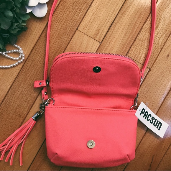 Cute Crossbody Bag / Satchel - Picture 2 of 5